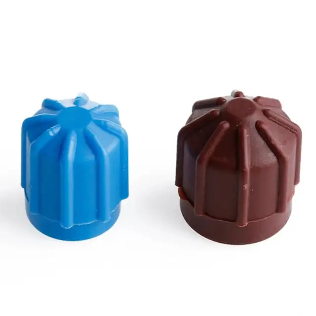 Set capac ventil aer conditionat plastic, albastru si maro, M8xM9xM10, universal R134A